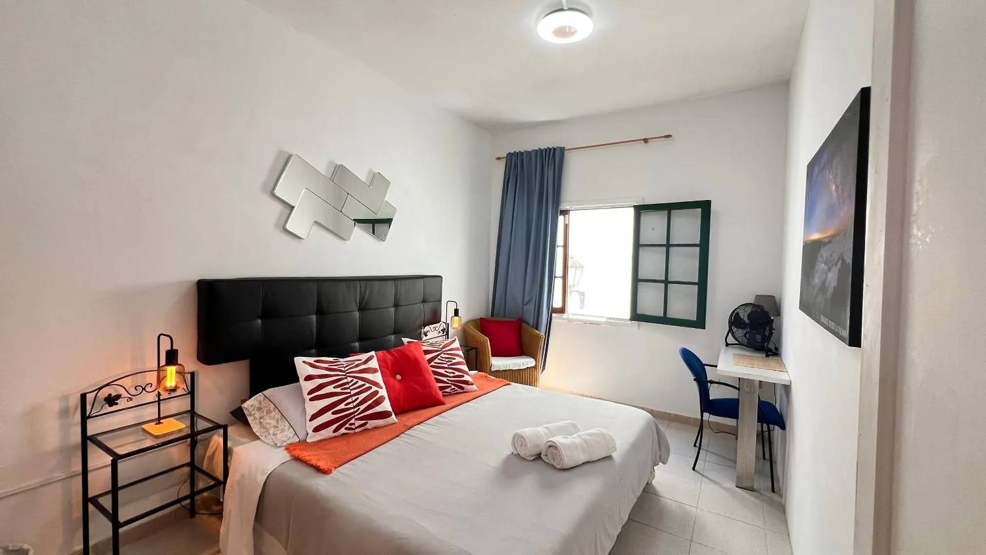 Homestay Alcamar Habitacion Privada Con Las Areas De Sala, Cocina Y Bano Que Se Comparten Cerca Al Mar! Alcala