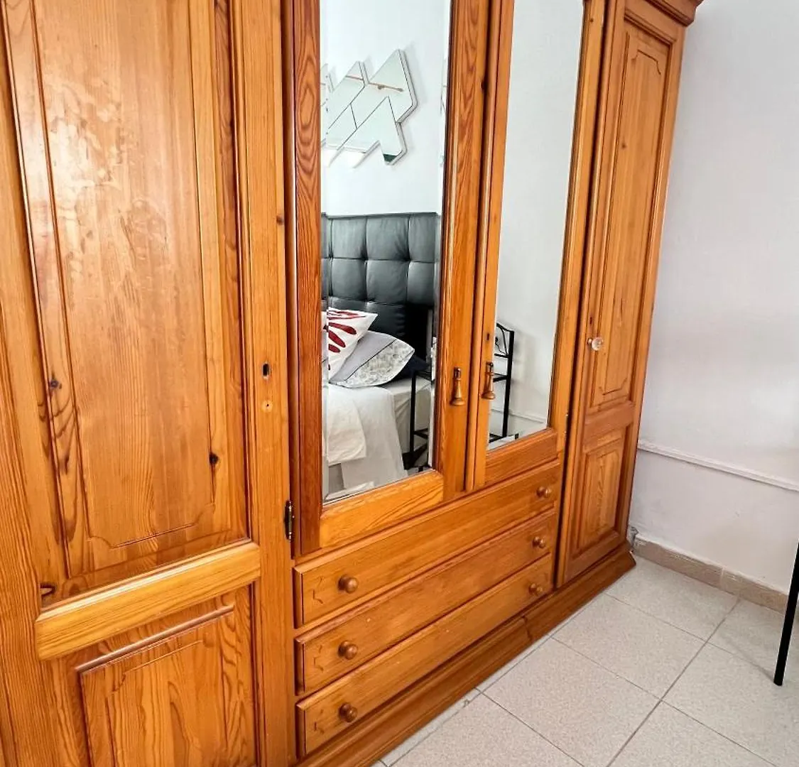 Alcamar Habitacion Privada Con Las Areas De Sala, Cocina Y Bano Que Se Comparten Cerca Al Mar! Alcala  Homestay Alcala (Tenerife)
